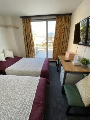 MR TOMO FUJI Hotels near Tea room between the sea and Mt. Fuji (Mt. Fuji Marumo tea garden)