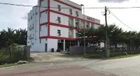 Salak Boutique Hotel Hotels near KinderKaizen Bandar Enstek