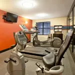 Hampton Inn & Suites Cleveland/Independence Hotels in Independence