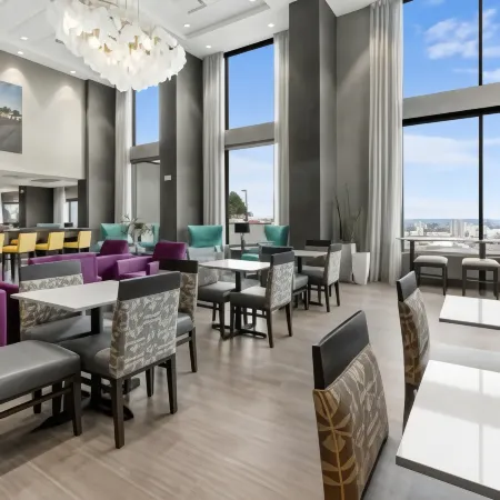 Hampton Inn & Suites Spokane Downtown South