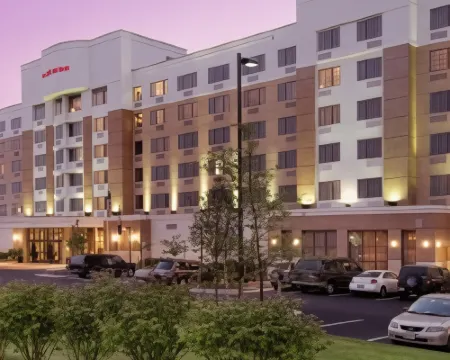 DoubleTree by Hilton Dulles Airport - Sterling Hotels in Sterling