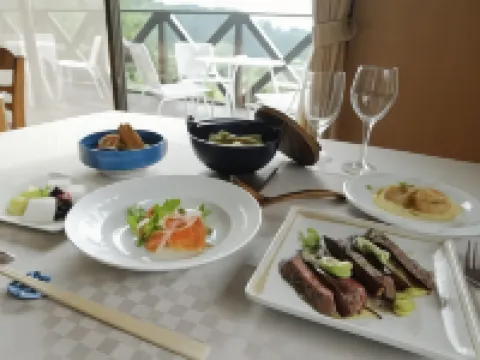 河口湖インターハイツ 杓子山周辺のホテル