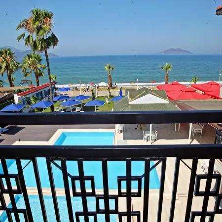 URAS BEACH HOTEL