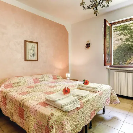 Sunny Villa Apartment