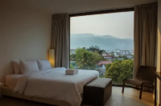 查恩基安貝德飯店-限成人 Huai Rap Sadet Waterfall附近的飯店