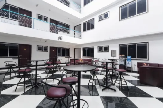 ホテル グランド ムティアラ