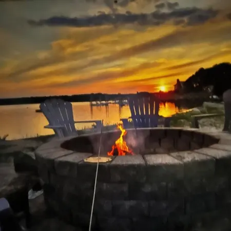 Pottery Barn Beach House - Featured in “So-RI” Magazine, Video Tour, June Deals! Отели рядом с достопримечательностью «Маяк Пойнт-Джудит»