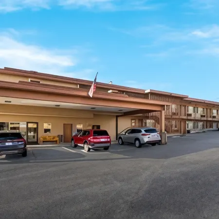 Best Western Holiday Hotel