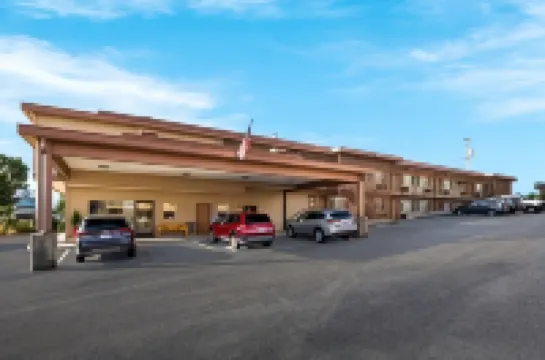 Best Western Holiday Hotel