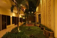 Grand Sahman Hotel