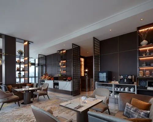 Momentus Hotel Alexandra Featured Photos