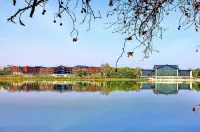 East Lake Hotel - Romantic
