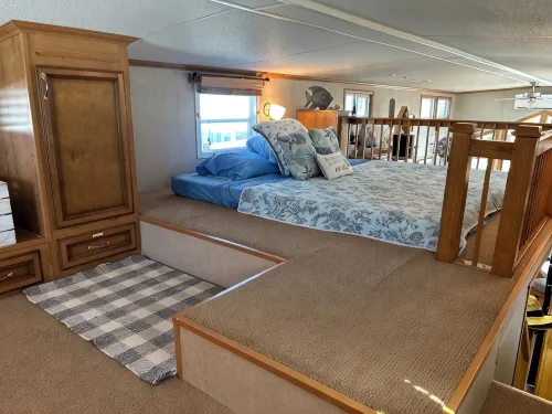 Tiny Home in Calusa Campground with Ample Parking for Truck and Boat.