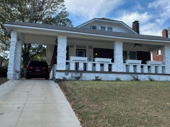 Spacious 4-bedroom house in brilliant Memphis with AC, WiFi
