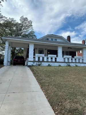 Spacious 4-bedroom house in brilliant Memphis with AC, WiFi