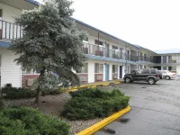 Super 8 by Wyndham Susanville Hotels in Lassen County
