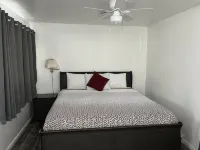 Holiday Motel