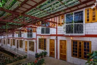 Kea Garden Mini Chalet