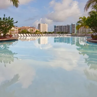 DoubleTree Resort by Hilton Hollywood Beach Hotels near Port Everglades