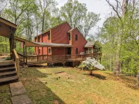 Foxwood at Stoney Creek • Wintergreen + Wine Trail Base • Mtn Views