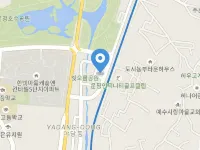 Hotel Sienna Hotels near Garam Library