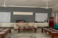 Hotel Hayatt Sukkur - parking