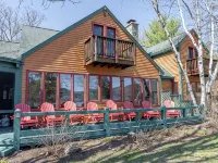 Fish Point Landing Hotels in Bolton