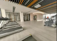K Avenue Designer Studios by MLH Luxury Suites - Gym