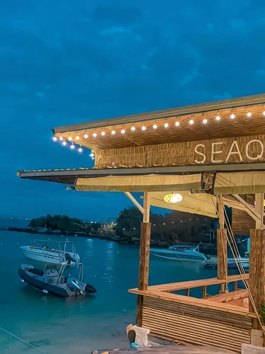 รูปภาพของSEAQUEEN The Pool ,Koh Samed