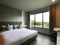TR Rock Hill Hotel Hotels near Khao Kho Hong