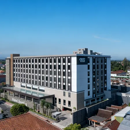 Hotel Santika Blitar