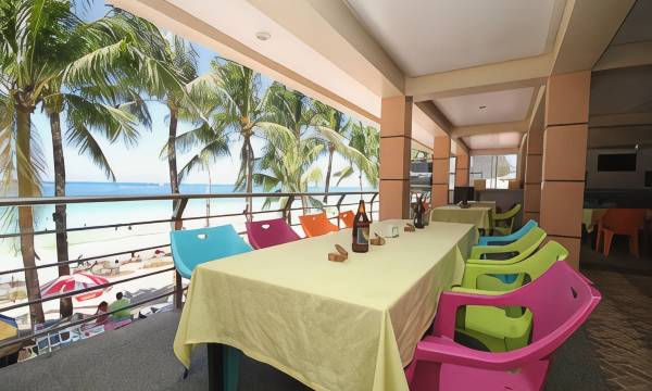 Bamboo Beach Resort & Restaurant