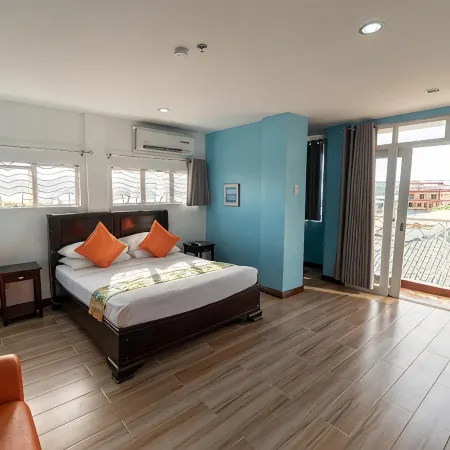 One Averee Bay Hotel