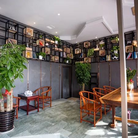 Siji Ruili Hotel Отели рядом с достопримечательностью «Парк Jimingshan»