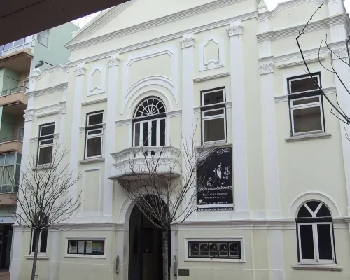 Alojamento Local Primavera Hotels in Amadora