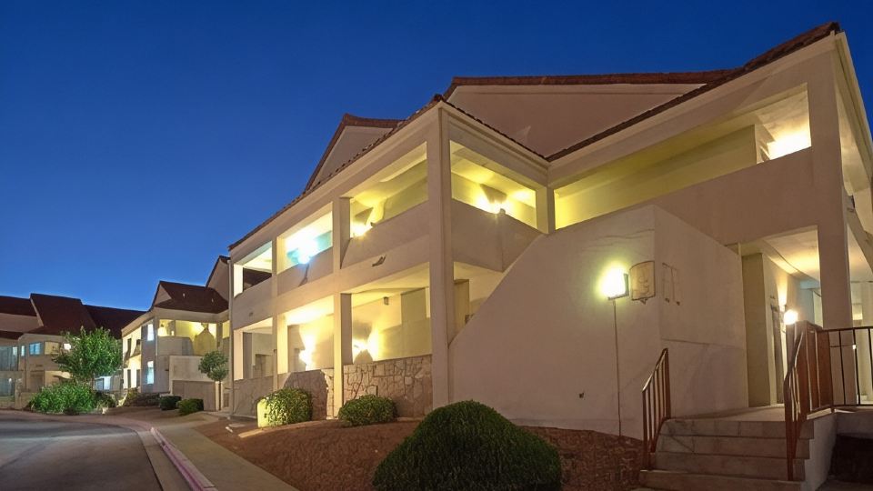 Holiday Inn EL PASO WEST – SUNLAND PARK by IHG
