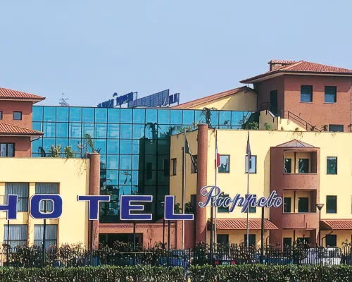 Just Hotel Saronno Hotels in Saronno