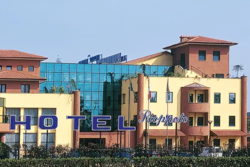Just Hotel Saronno