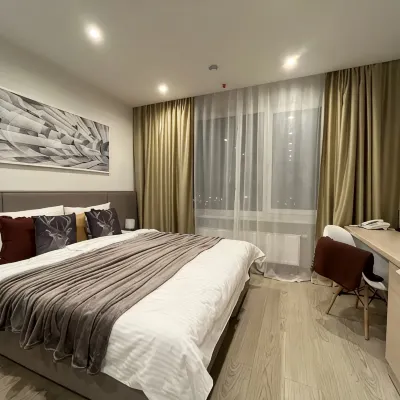 Zapadnyy les Apartments 鄰近科技园站的酒店