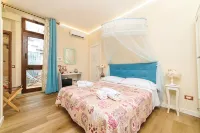 Amalfi - Stunning double room with sea view - Condos