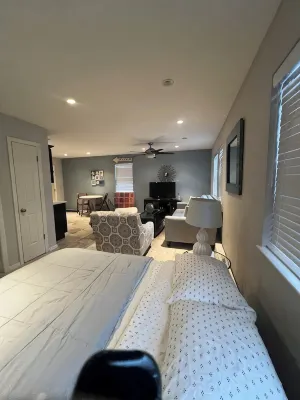 Cozy studio with WiFi and AC in the fabulous west end of Long Beach New York - Wi-Fi