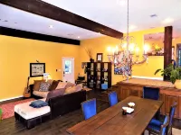 Large 3/4 bedroom Valley View House with Outdoor Space, Pool and Storm Shelter - 3 stjerner