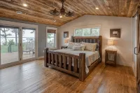Gull Lake Cabin + Bunkhouse with Sandy Beach & Pontoon/Jet Ski availability! - WiFi