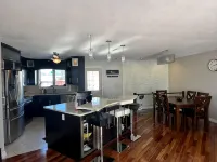 4BR w/ Wine Fridge, Bar, Patio, Parking, Laundry - 4 Sao