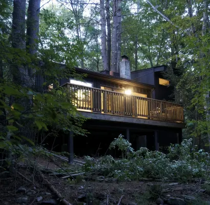 Beautiful stream side cottage in the woods - Wi-Fi