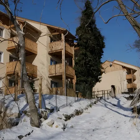 Quiet Residence 700m from Ax-Les-Thermes Town Center. Pets Allowed