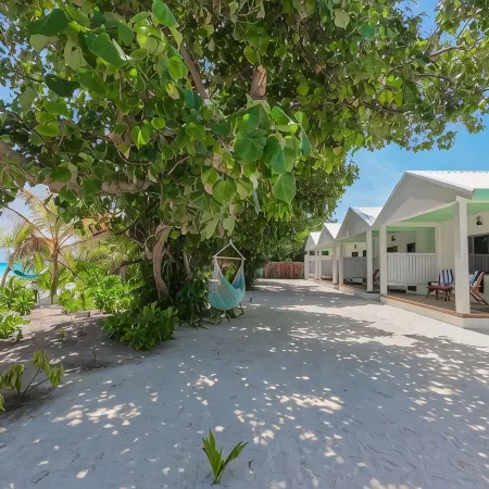 Clouds Beach Retreat Laamu Gan