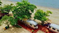 Camperisti at Club Laiya - parking