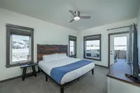 New 3BR condo in Bozeman w/ mtn views and trails - WiFi