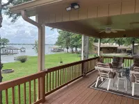Fisherman’s Getaway with Sunset Views & Room for 8